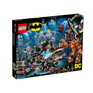 Invazia lui Clayface in Batcave (76122)